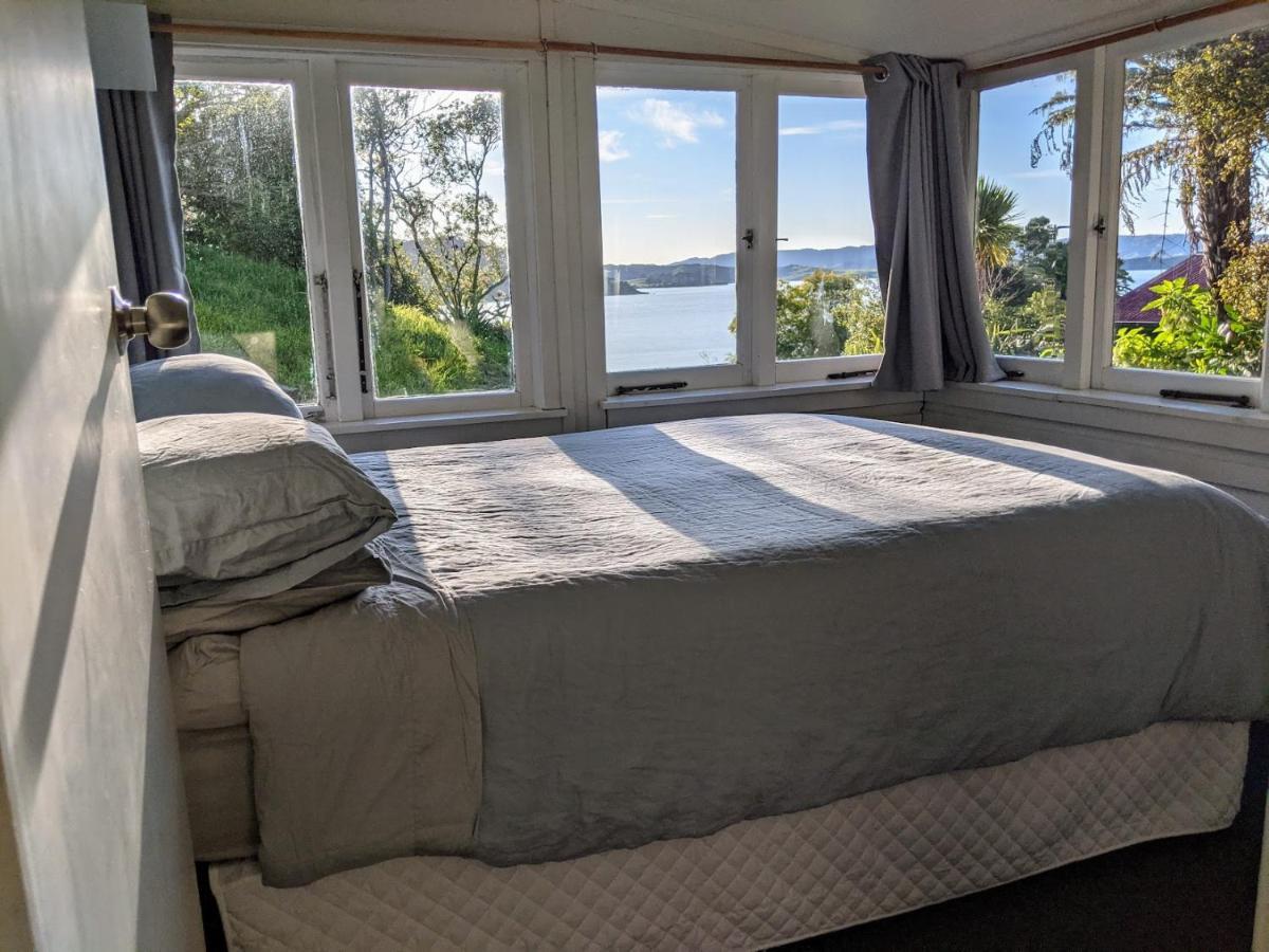 Cox Bay Cottage Raglan Exterior foto